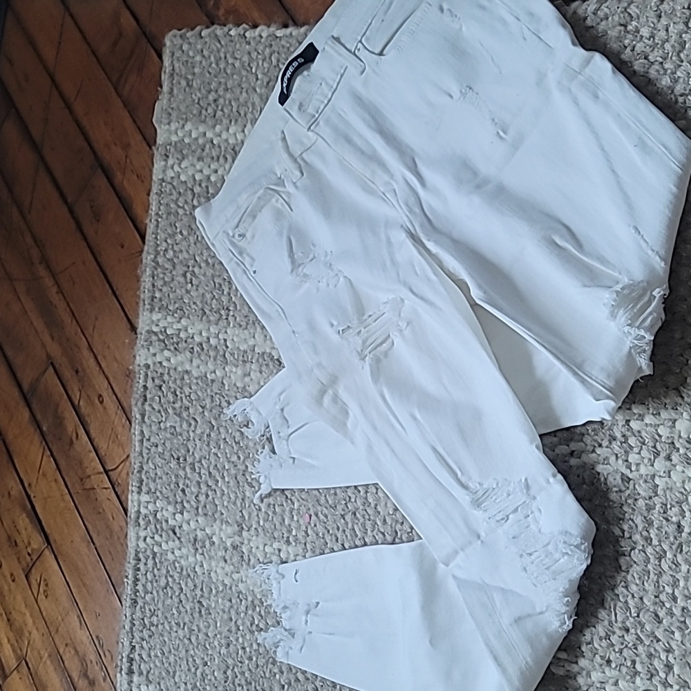 Size 6R women's express white distressed jeans